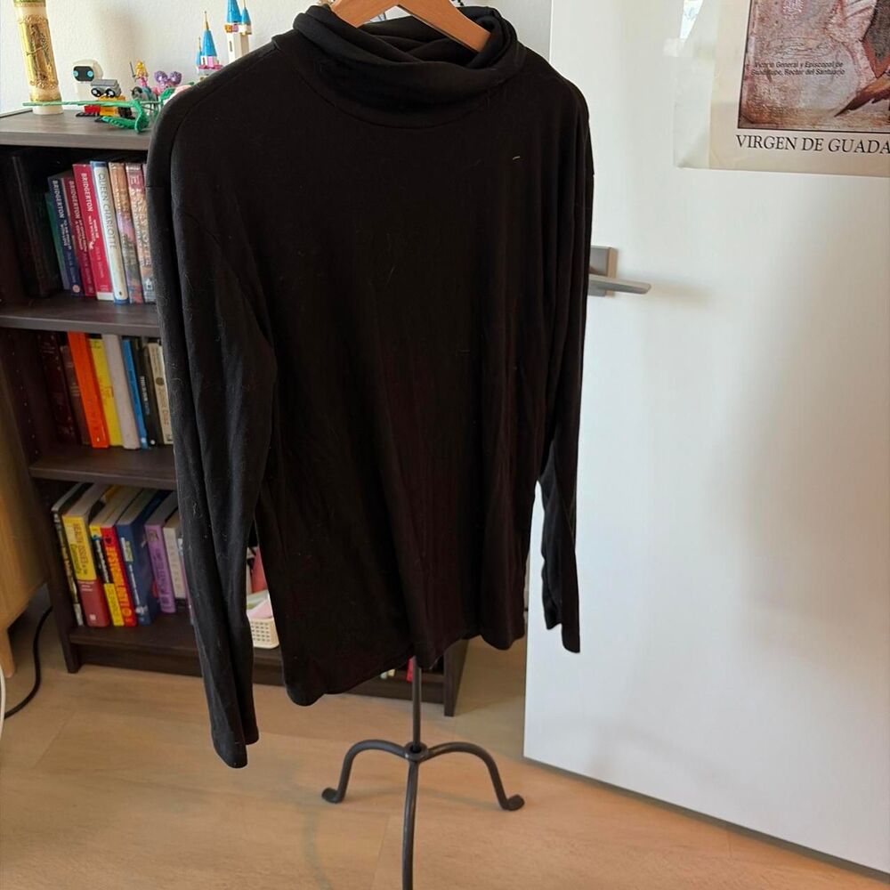 Longbida Black Turtleneck Sweater